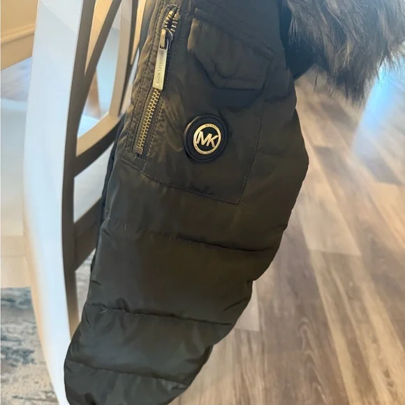 Olive Green Puffer Jacket - Picture 2 of 6